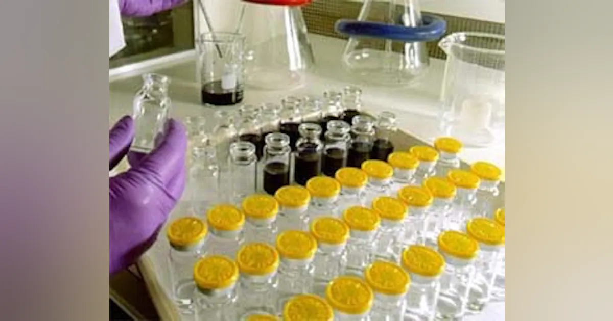Final Packing Pharmaceutical Drug Packaging | Applying the Final Touches ...