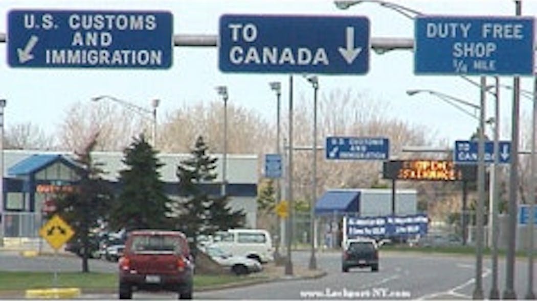 US-Canada-border_Lewiston-Bridge-Customs