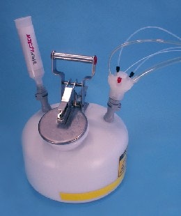 omnifit_western-fluids-eng_solvent-contain