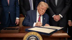 trumpeosign