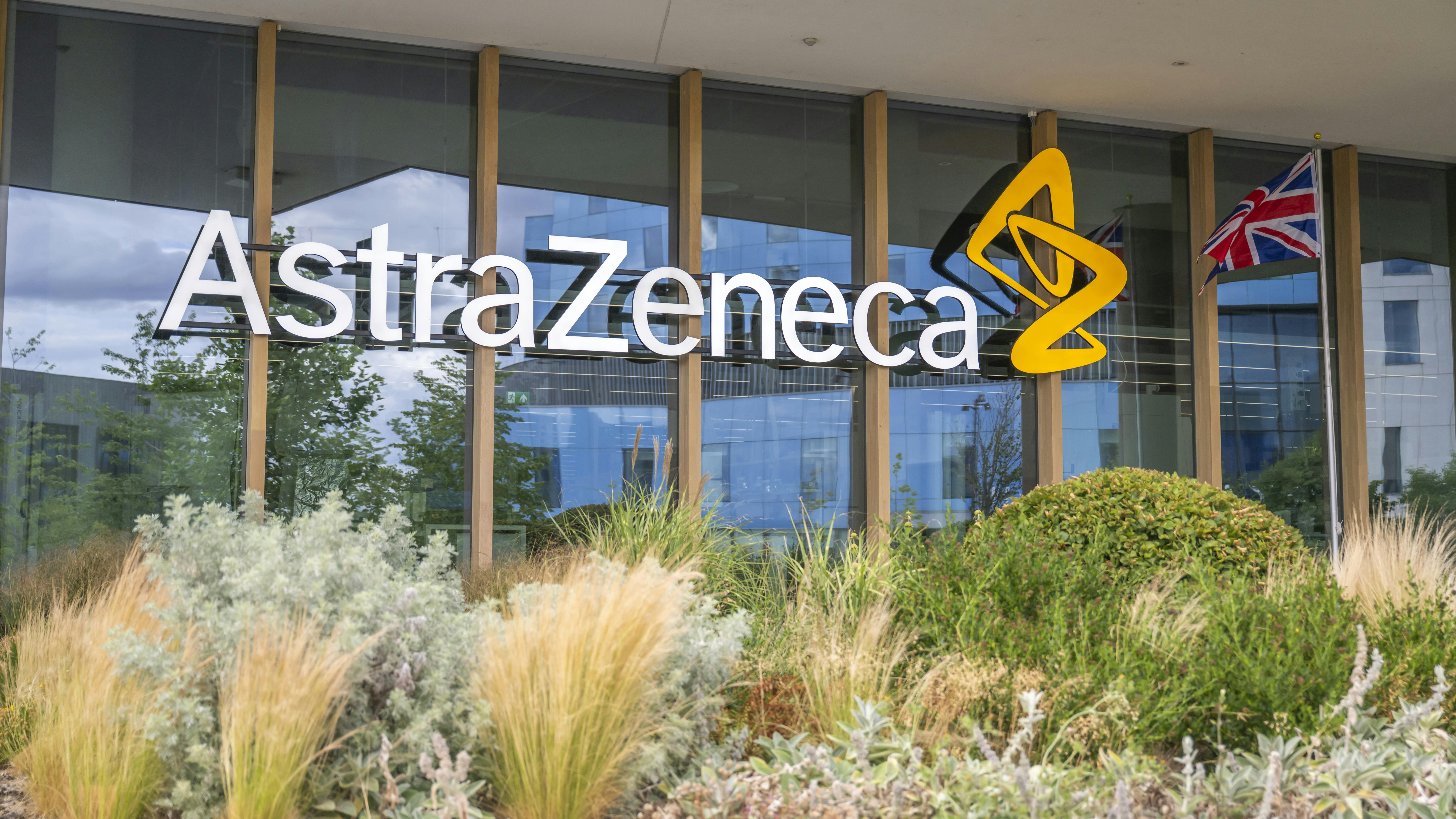 697b7376318daa8d3b4f5610 Astrazeneca Flagfinal